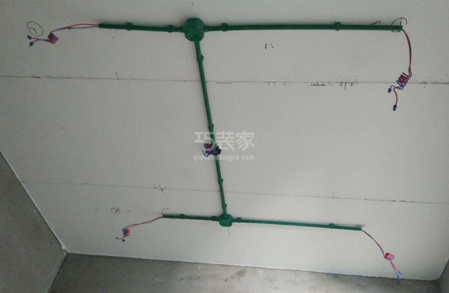 坤泽十里城114平装修雅居图